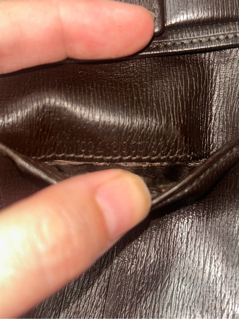 Vintage Gucci Dark Brown Leather G logo Bifold - Picture 6 of 15